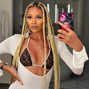 Meet your Posher, Lashonda